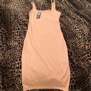 New fashion nova dress size M